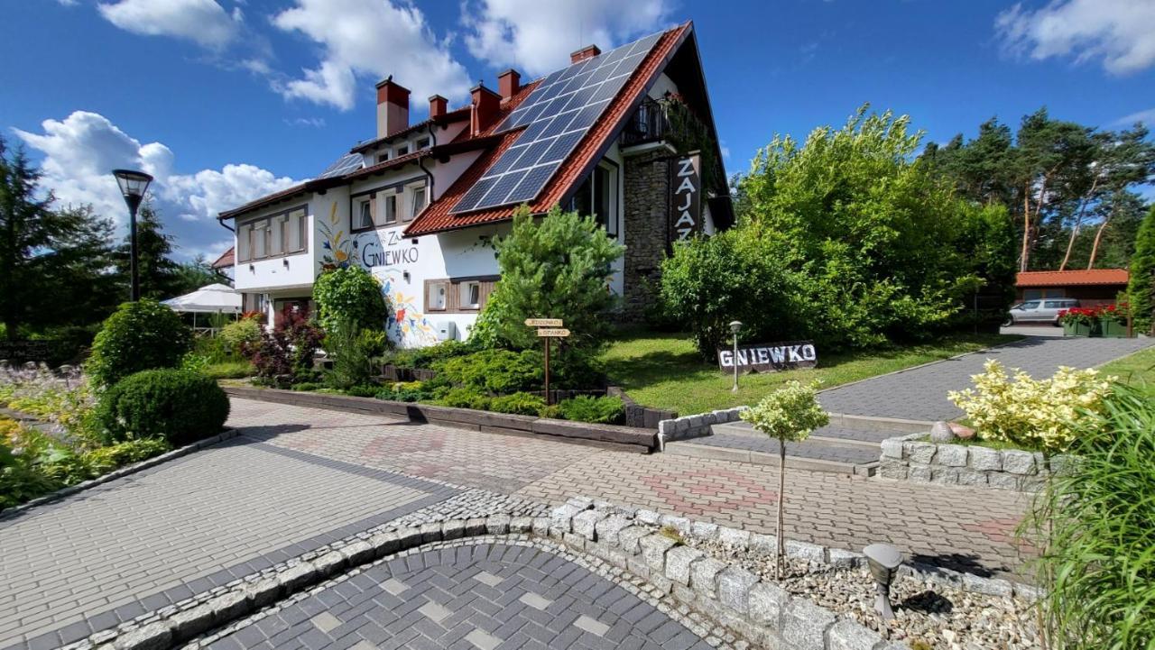 Zajazd Gniewko Mala Karczma Exterior foto